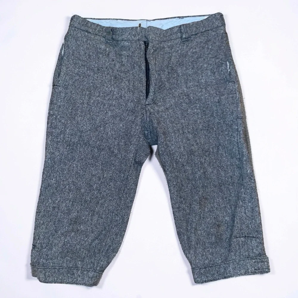 Woolrich Wool Knicker Pants Mens 32 Gray USA Made Adjustable Cuffs Cropped
